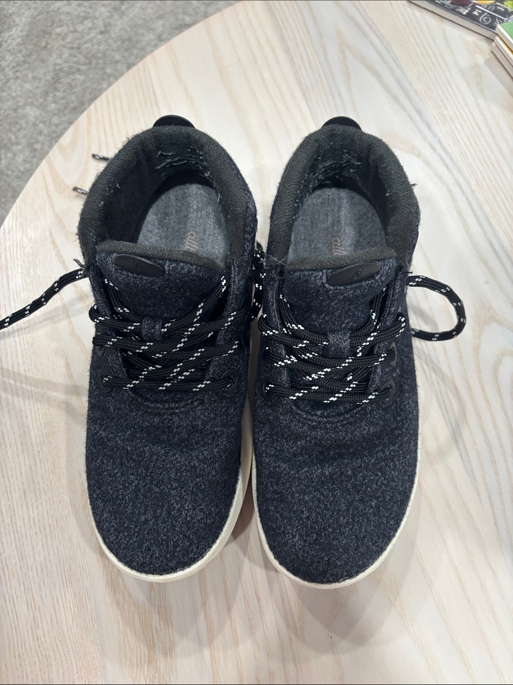 All birds Women’s Wool Runners Size 7